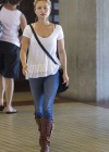 Hayden Panettiere in a jeans and boots ready to leave Hawaii